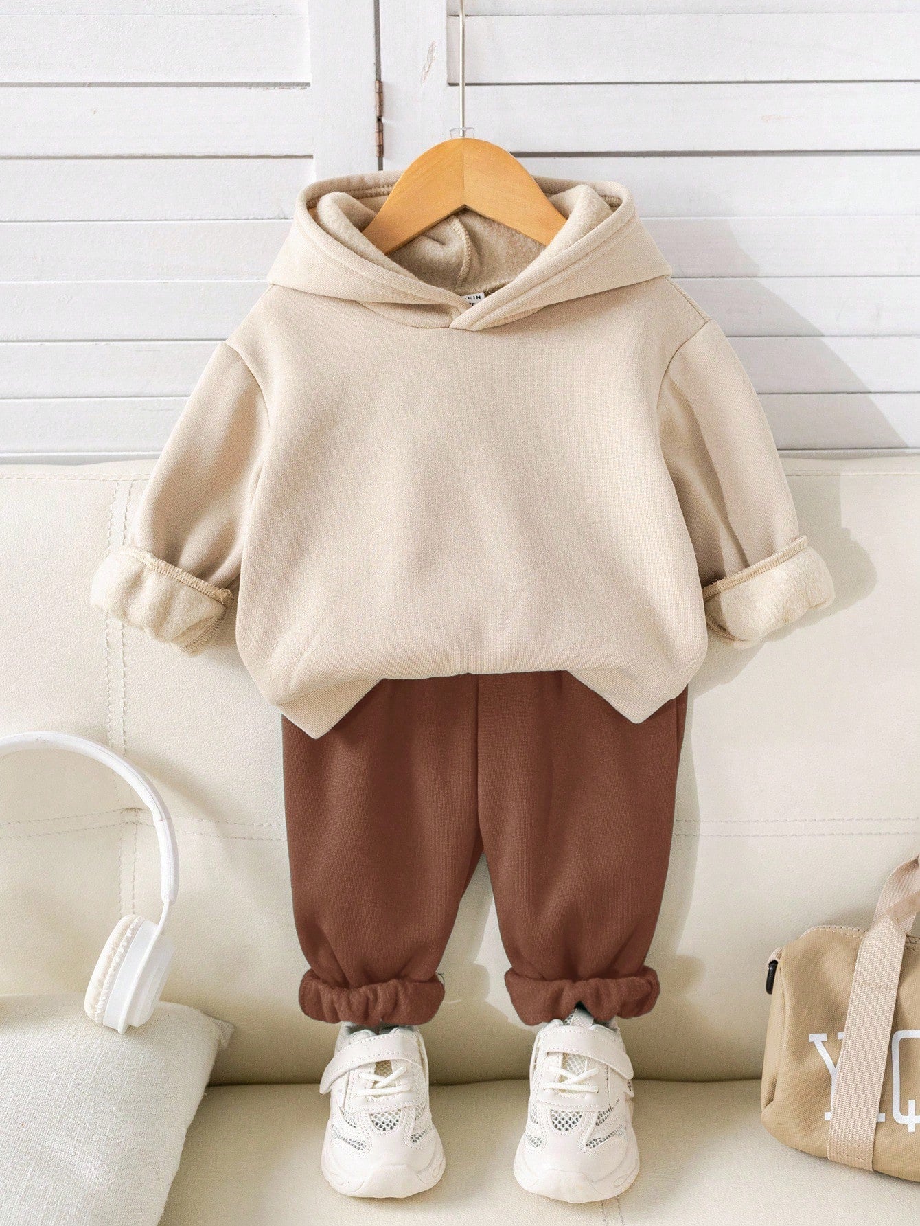 Coffee Color New York Printed Kids Winter Suit