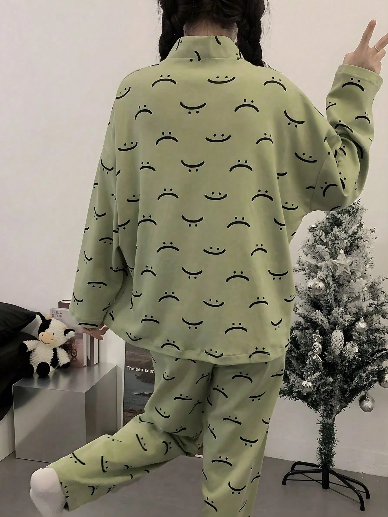 Green Emoji V-Neck Button Printed Night Suit