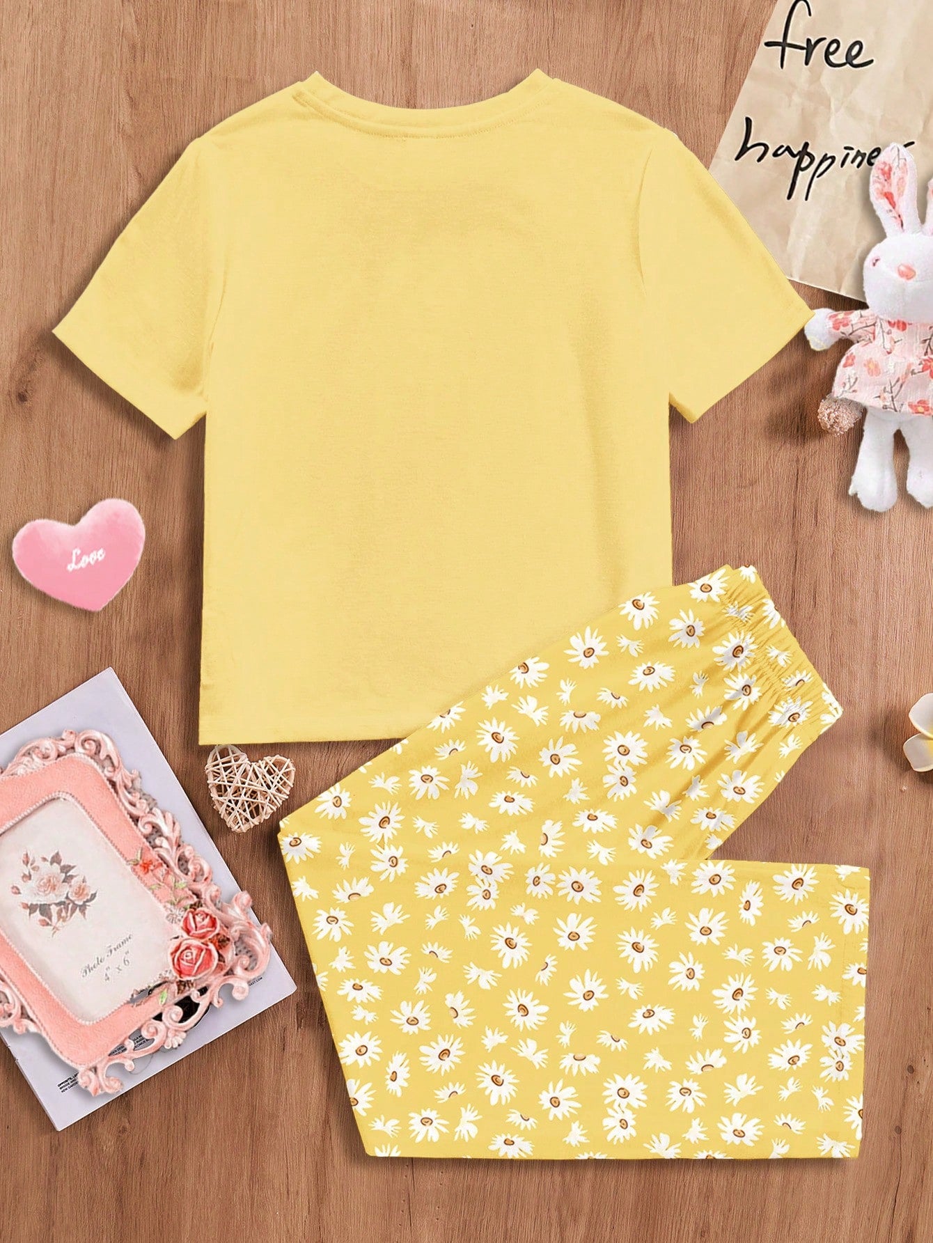 Sunflower Printed Half Sleeve Night Suit (7-16 Years)