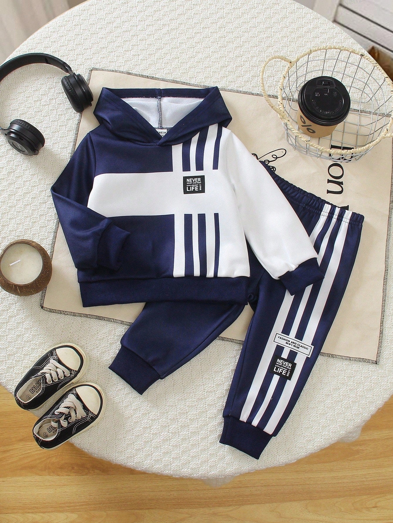 Navy Blue Liner Printed Kids Winter Suit