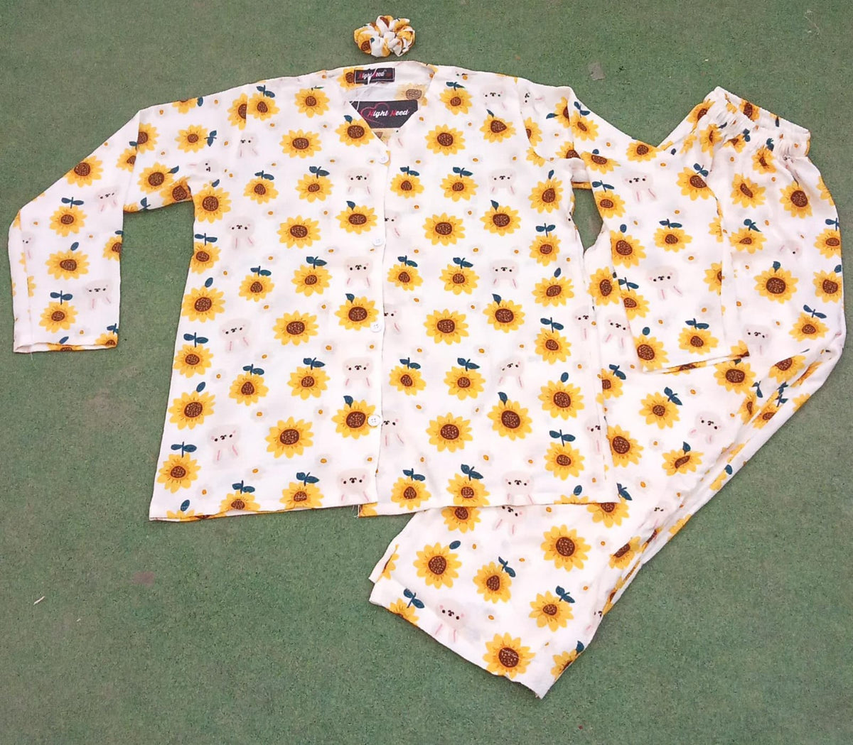 Sunflower Printed Crinkled Cotton Night Suit