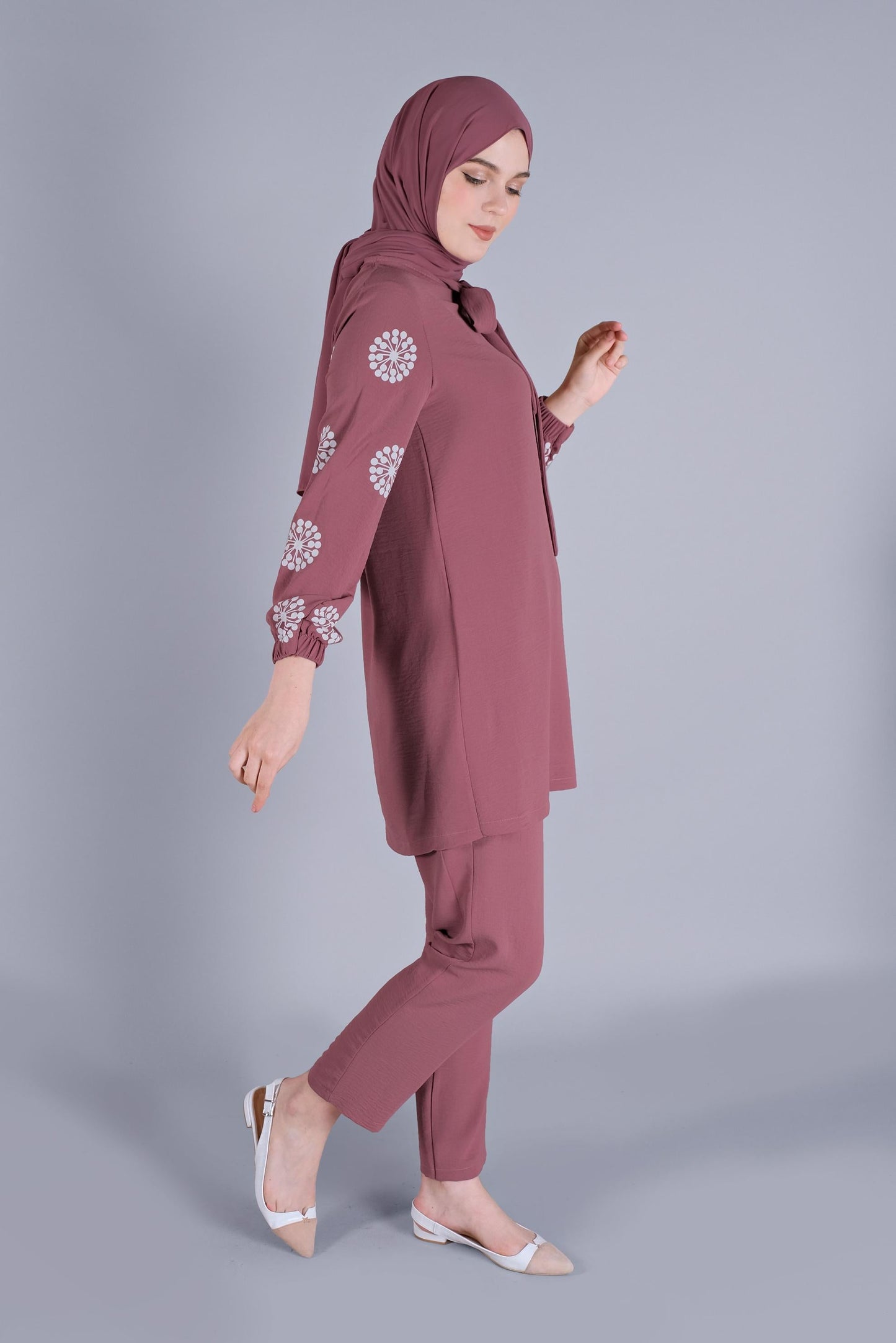 Winter Flower Printed Long Sleeves 2 PCs Co-Ord Set