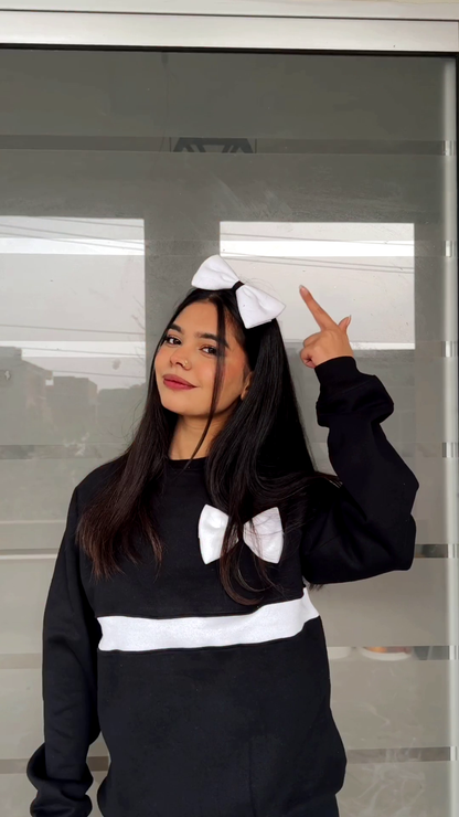 Winter Rabbon Sweatshirt + Gift